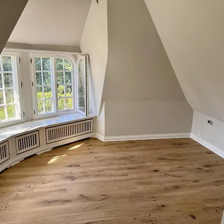 Haus Kliff *